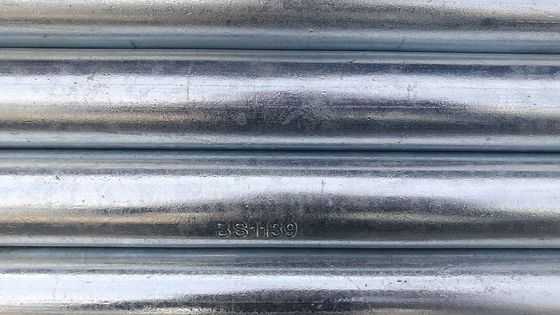 Q235 / Q345 Escavadeira de aço Tubo galvanizado 48,3 mm Diâmetro 3,20 mm Espessura