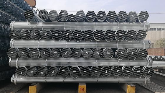 Q235 Q345 Ferro carbono Escavadeira redonda Tubo galvanizado 6m / 12m Personalizado